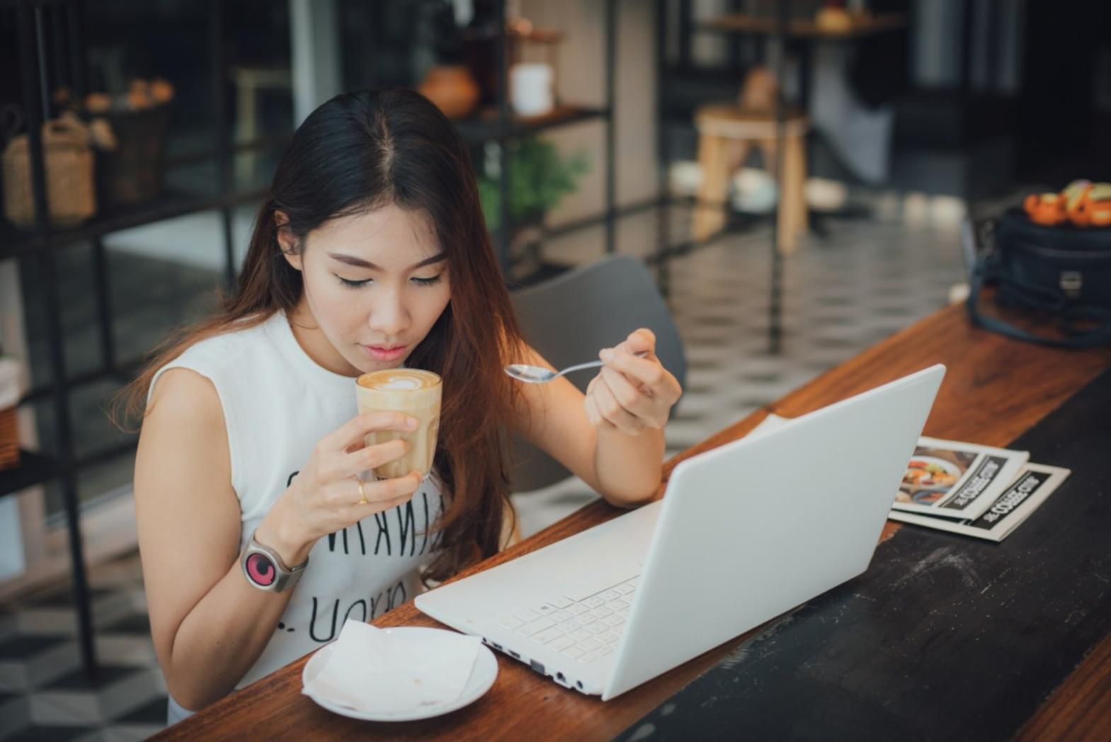 Professionelle Website-Überwachung und Analyse-Visualisierung