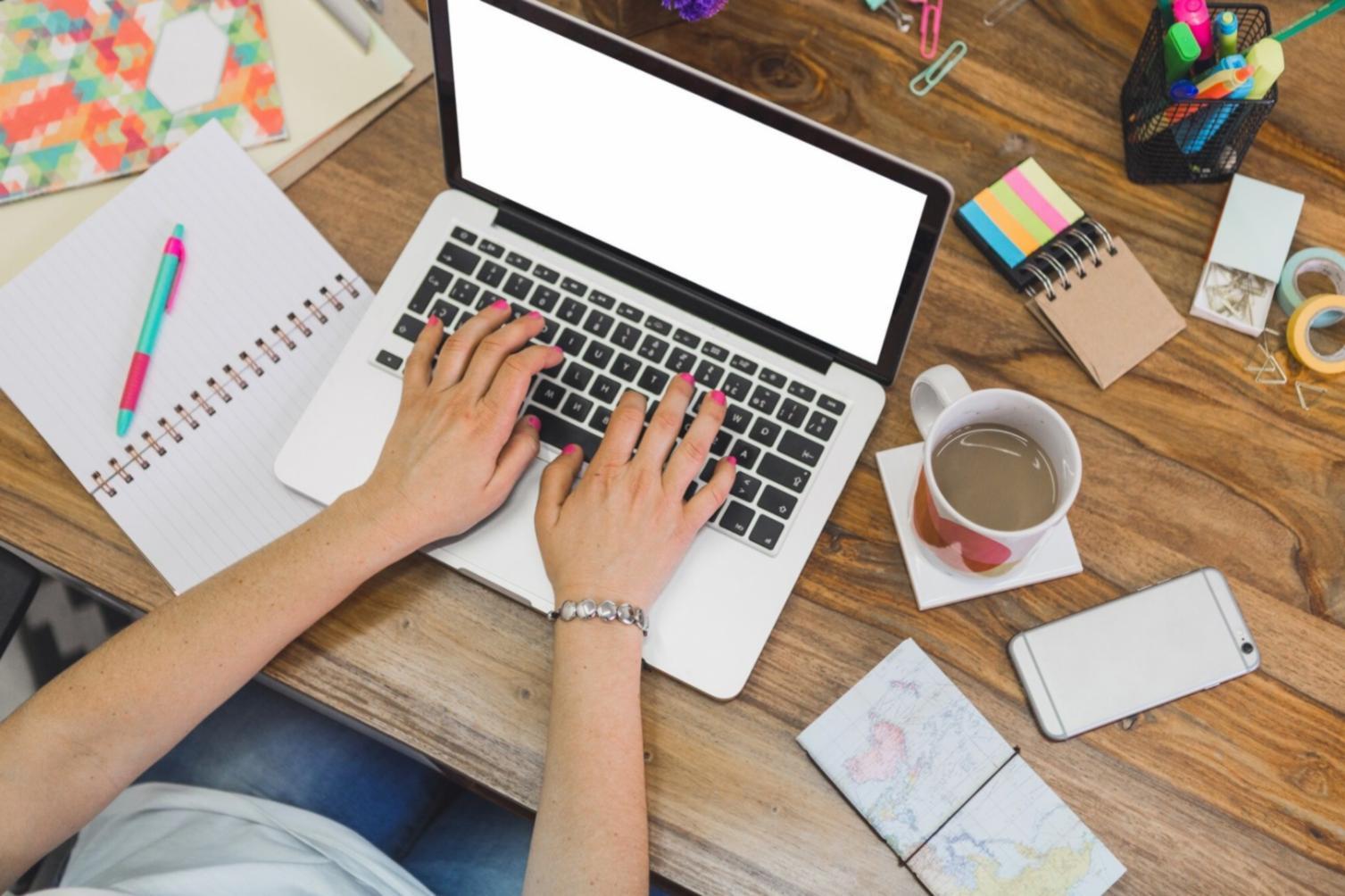 Website-Analytics und Monitoring-Dashboard mit Echtzeitdaten